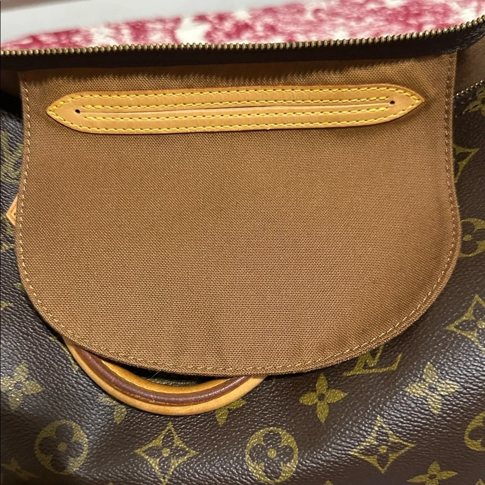 Louis Vuitton Monogram Speedy 40